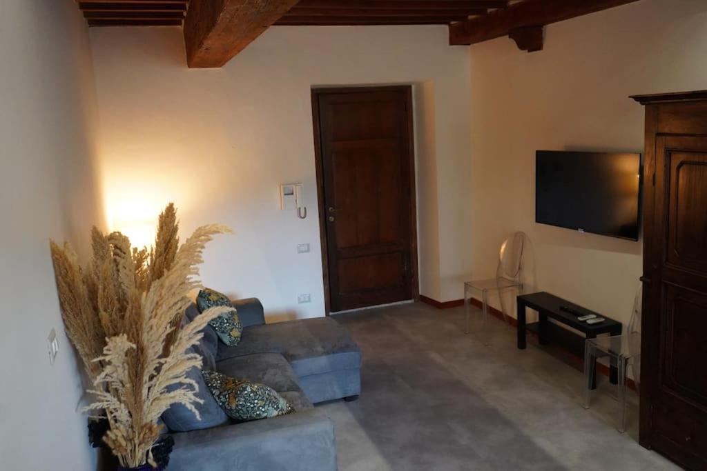 Loft Moderno Ubicato Nel Centro Storico Di Lucca Lejlighed Eksteriør billede